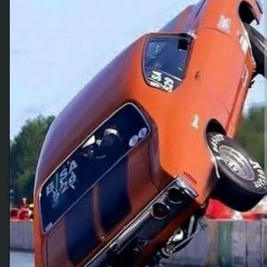 Meet your Posher, Clyde